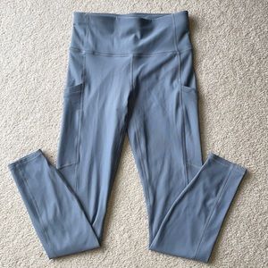 Fabletics High Waisted Cold Weather Pocket Legging